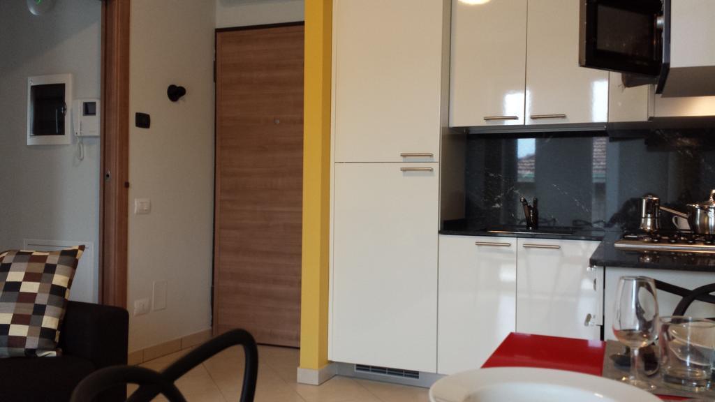 Residence Luna Di Monza Værelse billede