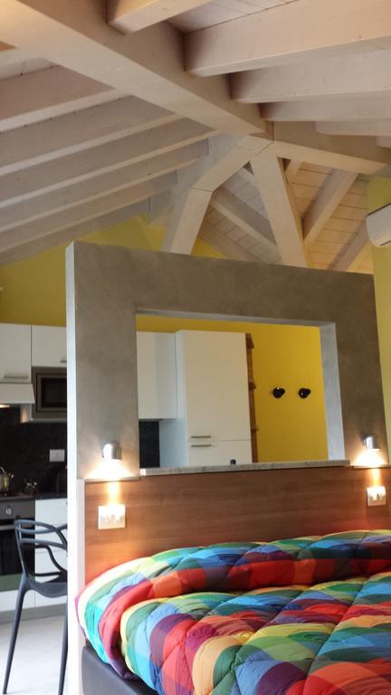 Residence Luna Di Monza Værelse billede