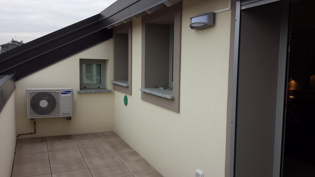 Residence Luna Di Monza Værelse billede
